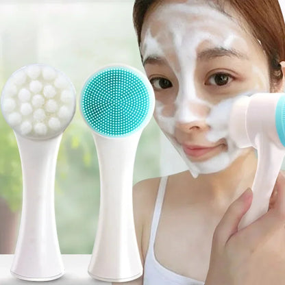 2-in-1 Facial Cleansing & Deep Pore Brush
